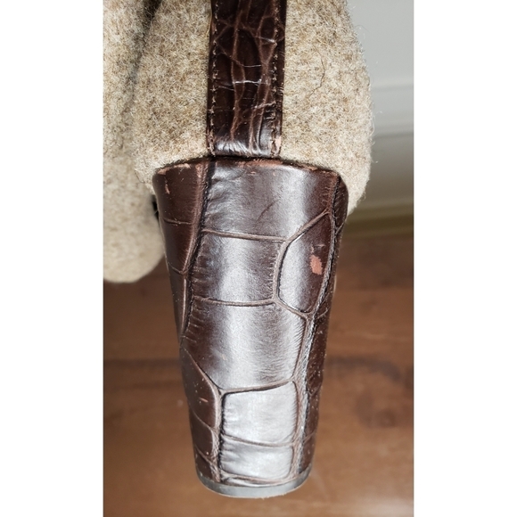 Coach Ophelia Lux Felt Taupe High Heel Pumps - Picture 11 of 13